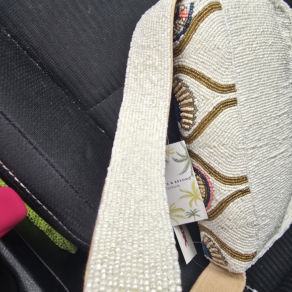 America and Beyond Coastal Beaded Bag - Picture 4 of 6